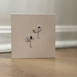 Apple Wireless Earbuds in White